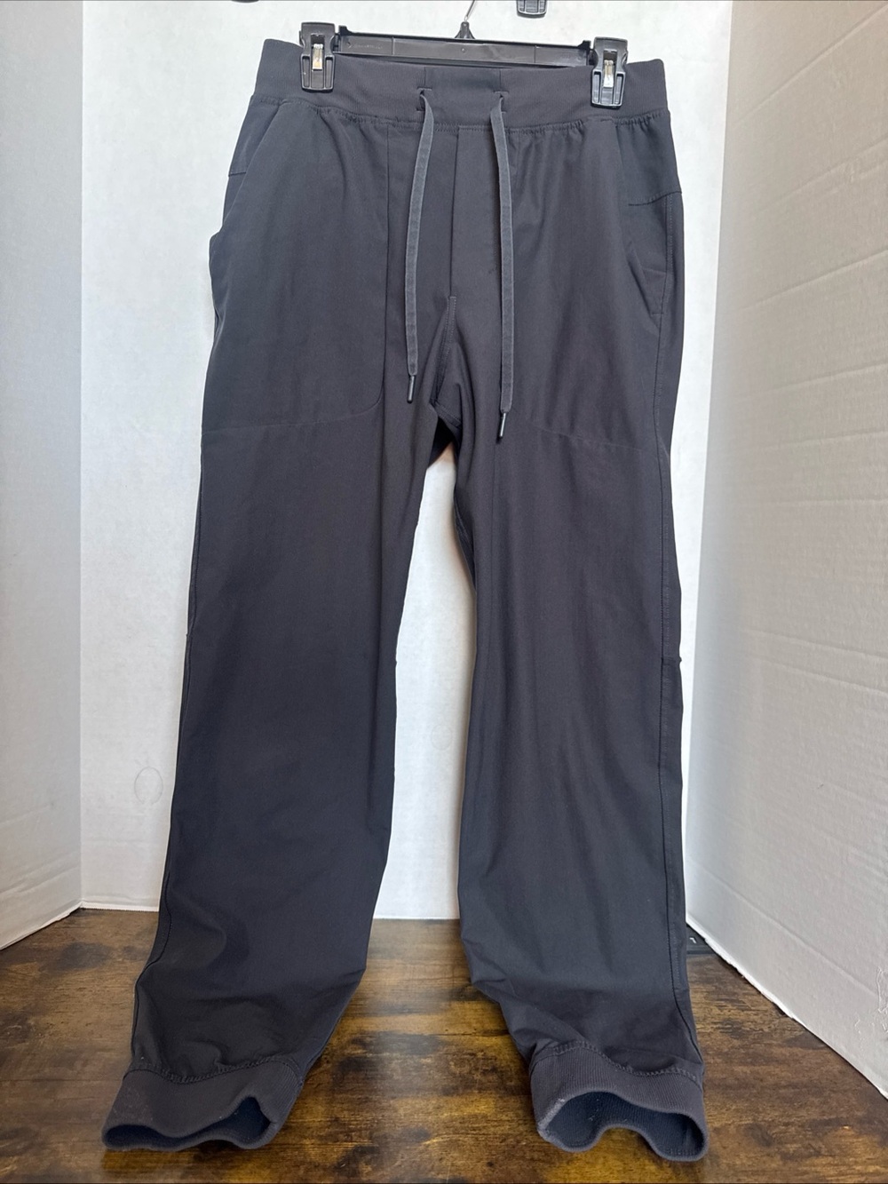 Lululemon Men’s ABC Jogger Pants Size M Drawstring Pockets Obsidian EUC
